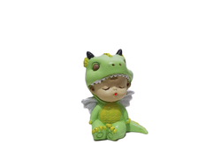 Малыш в костюме дракона