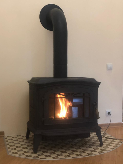 Печь-камин Bradford anthracite, Invicta (Франция)