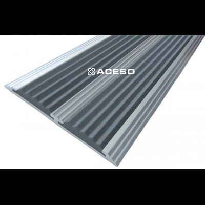 Алюминиевая полоса с двумя резиновыми  вставками 2000 мм цвет в ассортименте