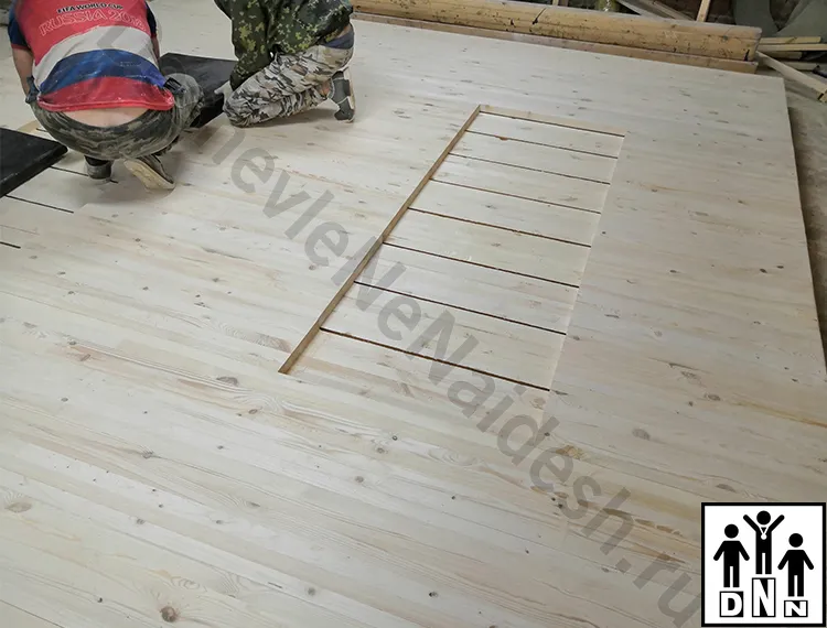 помост соревновательный 4 x 4 x 0,12 на трубах