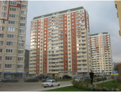 ( 2 ЛИФТА ) Лазурная д.8