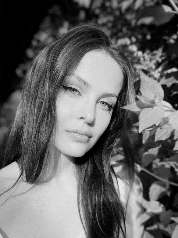 Старая дева. (1972. Франция. Советский дубляж).
