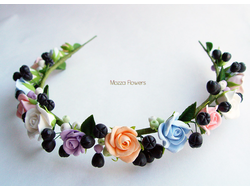 Венок "Розы и черная рябина".