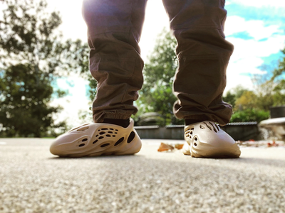 ADIDAS YEEZY FOAM RUNNER OCHRE