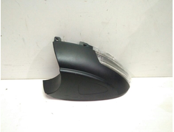 Указатель поворота в зеркало левый