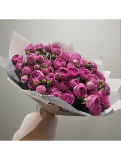 Большой букет из Пионовидных кустовых роз