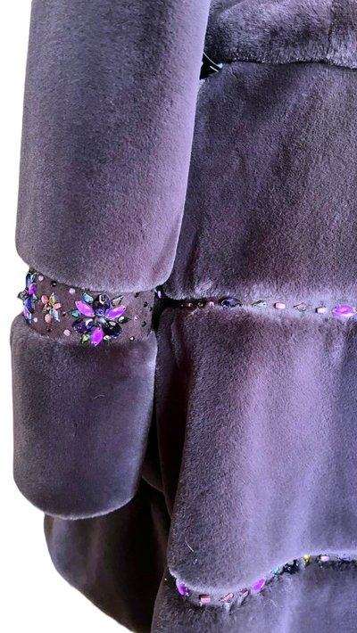 Меховая шуба цвет сиреневый модель 101