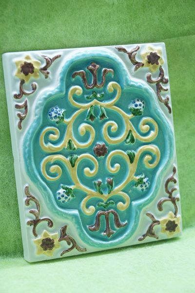 Изразцовая плитка "Уральские узоры"