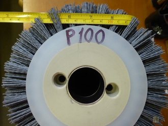 Щетка Д200*300*40, ворс полимер-абразив P100 (код 3-004)