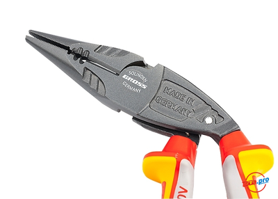 Длинногубцы комбинированные с изогнутой головой, диэлектрические рукоятки до 1000 В, 200 мм GROSS