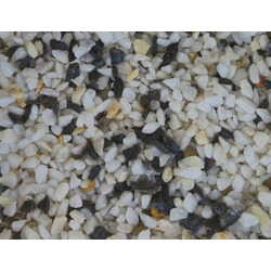 Чёрно-белая мраморная крошка галтованная, фракция 3-5 мм