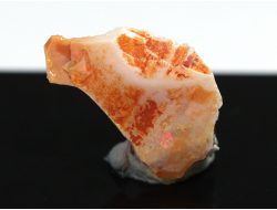 Опал благородный в пластиковом боксе, Эфиопия (15*8*6 мм, 0,6 г) №19752