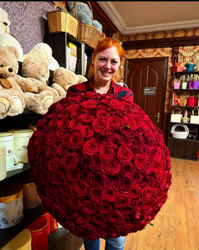 Роза Россия 60 см 201 шт