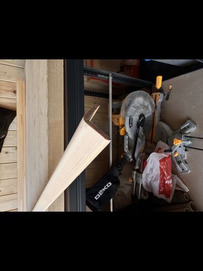 Угол деревянный клеёный 30х30 мм (3 метра)