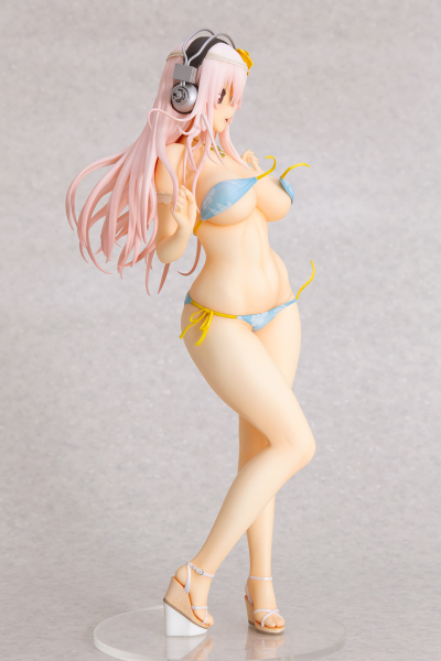 Фигурка 1/4.5 Сонико (Super Sonico Summer Vacation ver.)