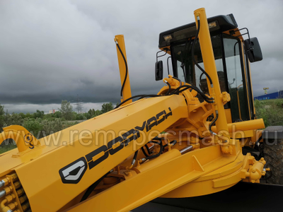 Автогрейдер ДЗ-122Б