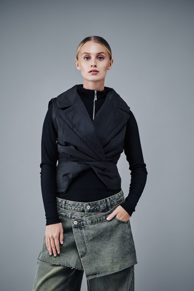 Парка Zhilet Черная