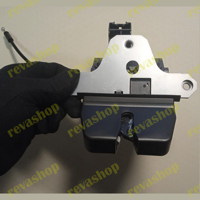 Замок крышки багажника Volvo XC60 1.0 поколение