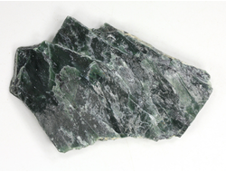 Серпентин, необработанный, дикий образец, Россия, КЧР, Урупский район (70*48*6 мм, 26 г) №37600