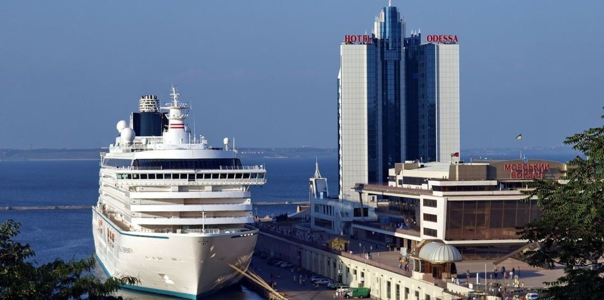 Трансфер из аэропорта Кишинева в направлении Киева, Одессы, Винницы, Умани, Житомира, Днепра