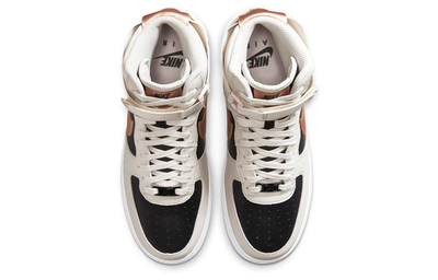 Кроссовки оригинальные Nike Air Force 1 High Light Wood Brown (W)