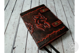 Кожаный ежедневник - органайзер с объемным тиснением рисунков