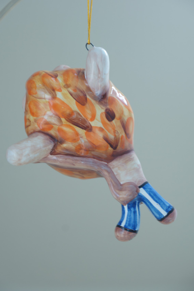 Плюшевый львенок