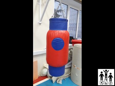 Боксёрский мешок Хот-Дог DNN 130х40см тент корея