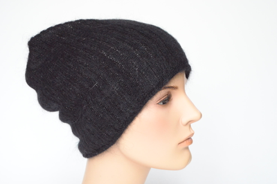 Черная женская вязаная шапка Визио Италия