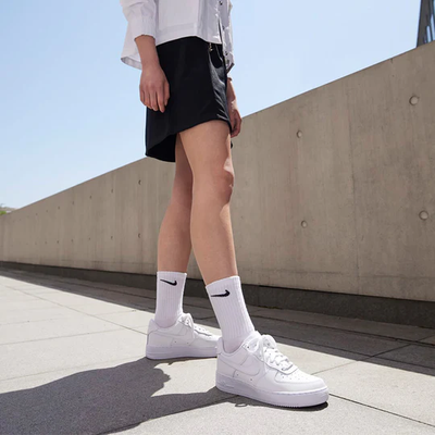 Мужские белые найки Кроссовки Nike Air Force 1 07 Triple White женские DD8959-100 заказать