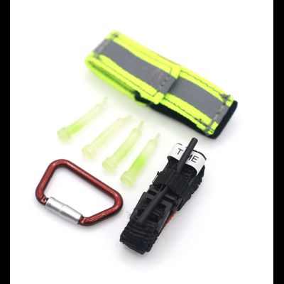 ХИС, жгут, карабин, повязка свой чужой 1/6 (26050S) - Easy&amp;Simple