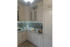 Кухня Кремовая с патиной золото