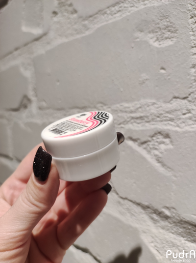 Lovely Крем-ремувер для снятия ресниц "Strawberry" с ароматом земляники, 15 г