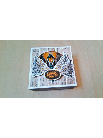 Подарочная коробочка под колье в стиле украшения