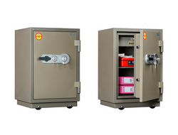 Сейф VALBERG FRS-73.T-KL