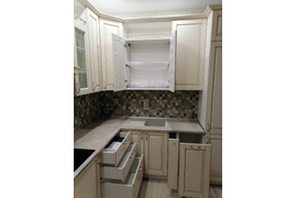 Кухня Кремовая с патиной золото