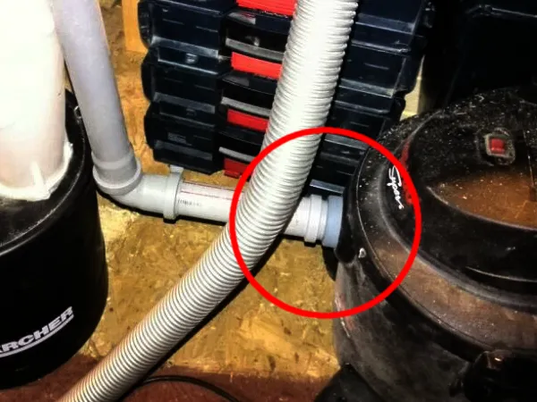 Патрубок пылесоса