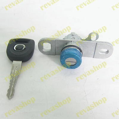 Замок двери багажника Mazda 3 BK, замок багажника Mazda 3 BK, замена замка багажника Mazda 3 BK, рем