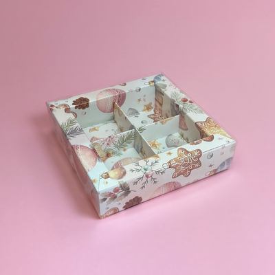 Коробка на 4 конфеты с прозр. кр. (Елочные игрушки), 120*120*30мм