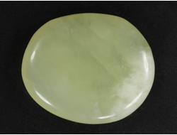 Серпентин, полировка плоская, Китай (42*35*8 мм, 24 г) №35563