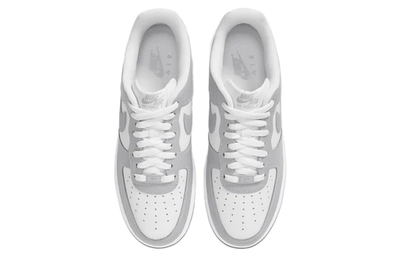 Nike Air Force 1 07 Light Smoke Grey