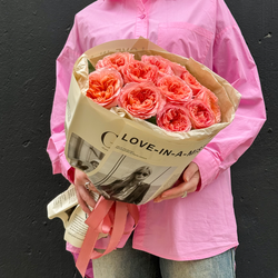 Букет из 11 пионовидных роз