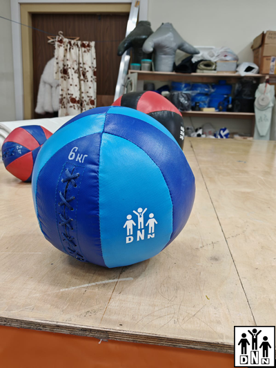 Мяч медбол из тента