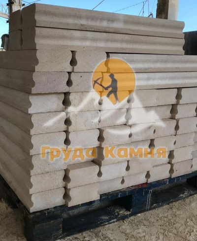 Перила классические Доллар из Акушинского камня