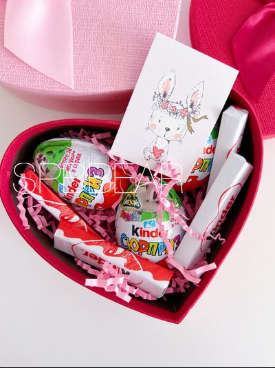 Подарочная коробка малое сердечко красное