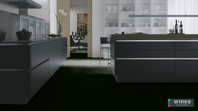 Ламинат Wineo Черный Матовый LA067CM-1 в интерьере