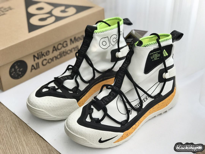 NIKE ACG AIR TERRA ANTARKTIK GORE-TEX UNIVERSITY GOLD (40-45)