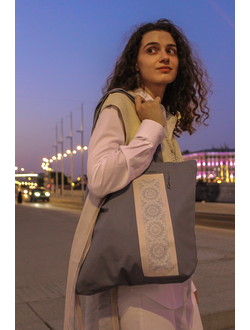 Эко-шоппер с принтом "Нежность" из серой саржи