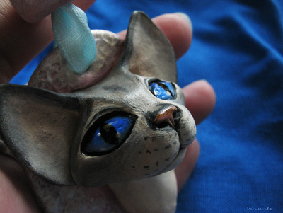 Северная Кошка. Необычная подвеска в виде кошки из лёгкой термоглины