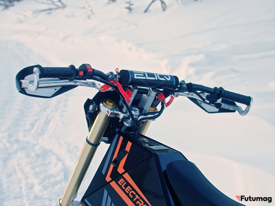 Сноубайк ELIQ Горник